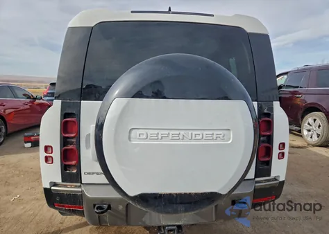 2024 Land Rover Defender 130 X-Dynamic Se z USA, uszkodzony, nr VIN SALE2FEU4R2279591